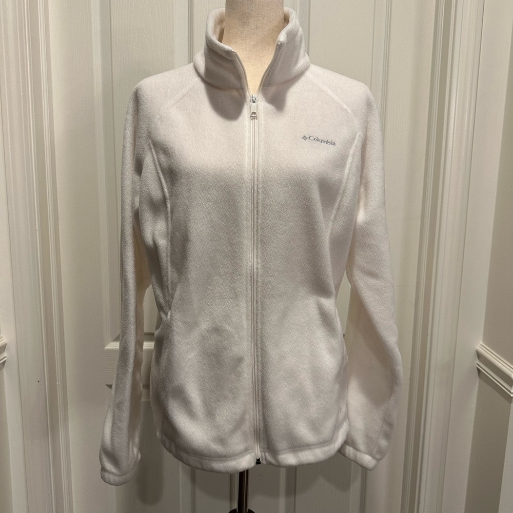 Columbia white full zipper fleece women’s jacket Size XL